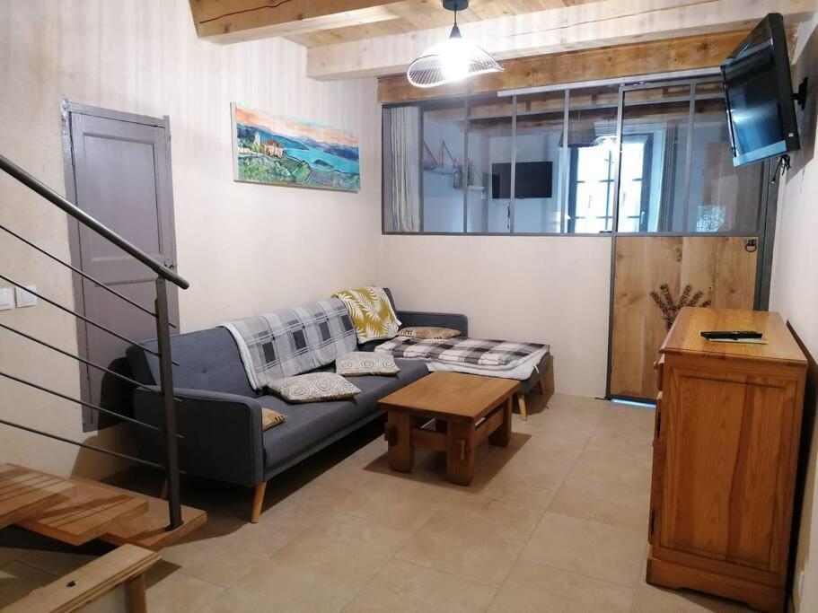 Agreable Maison De Village. Castellane Exterior foto
